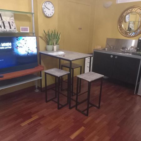  Apartment Милано Екстериор снимка